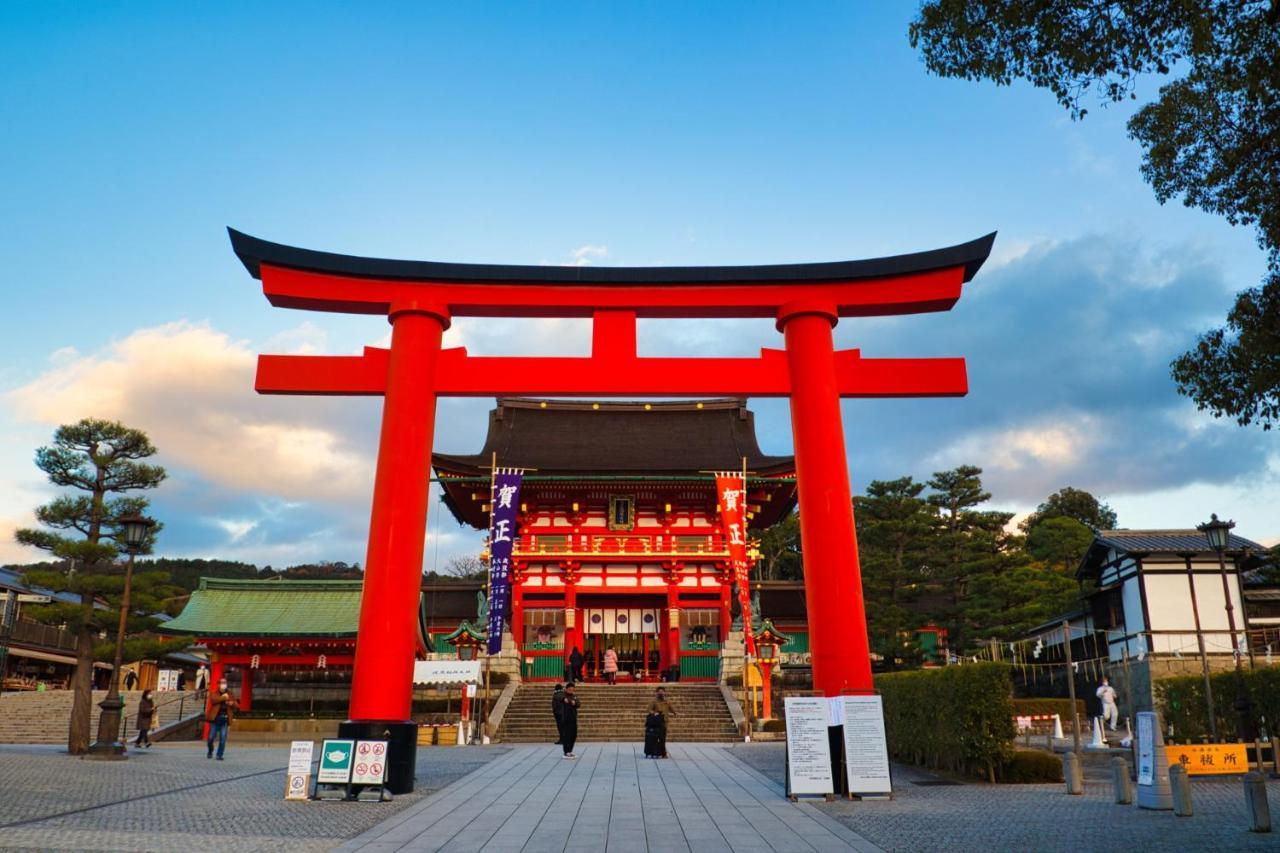 One More Heart Fushimi Inari Momoyamacho Buitenkant foto